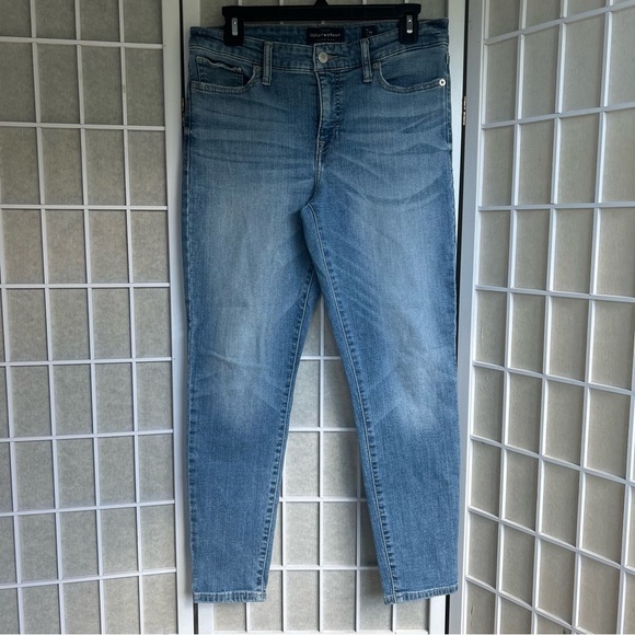 Lucky Brand Denim - *SOLD e* Lucky Brand Ava Skinny Ankle Jeans size 8/29 medium wash